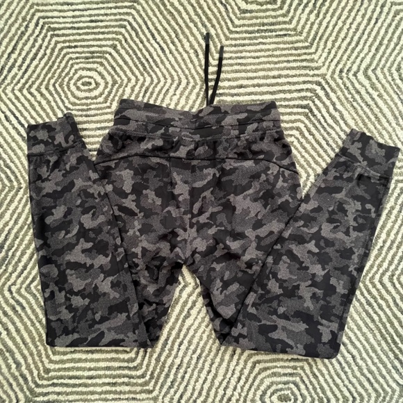 Lululemon Ready to rule jogger - Picture 7 of 11